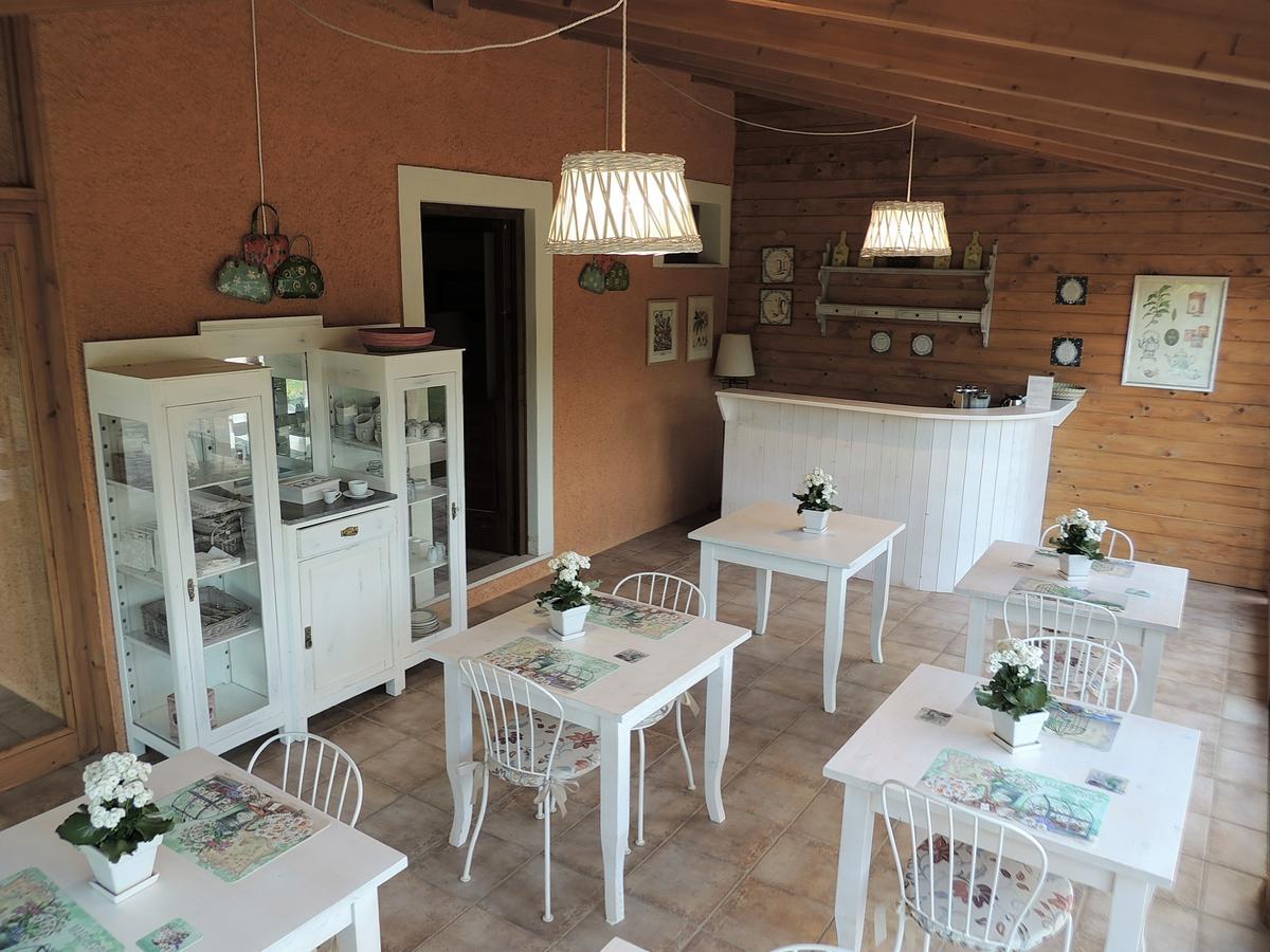 Il Refolo Bed & Breakfast Riardo Bagian luar foto