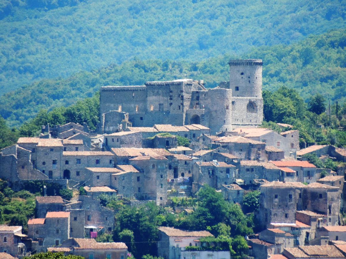 Il Refolo Bed & Breakfast Riardo Bagian luar foto